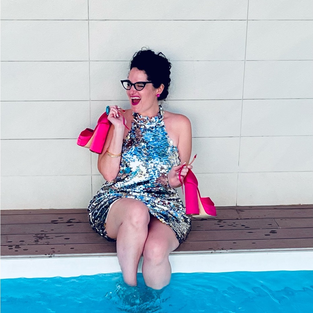 Meet your Posher, Jennifer